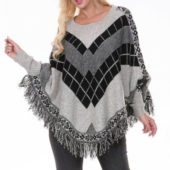 Boho Fringe Poncho Sweater Cardigan Black Off-White L/XL – Batwing Knit Pullover - Picture 1 of 11